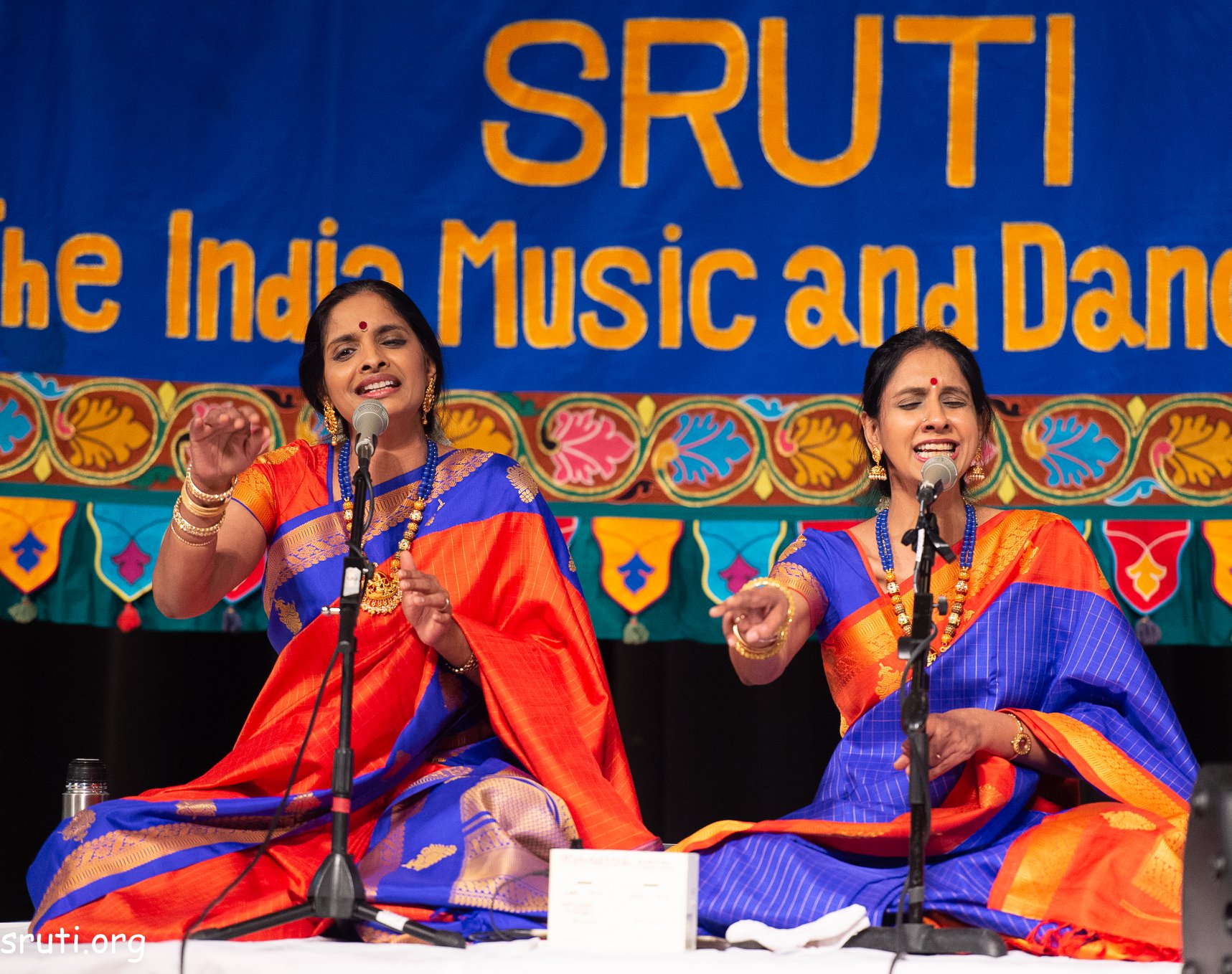 Ranjani & Gayatri Concert Photos
